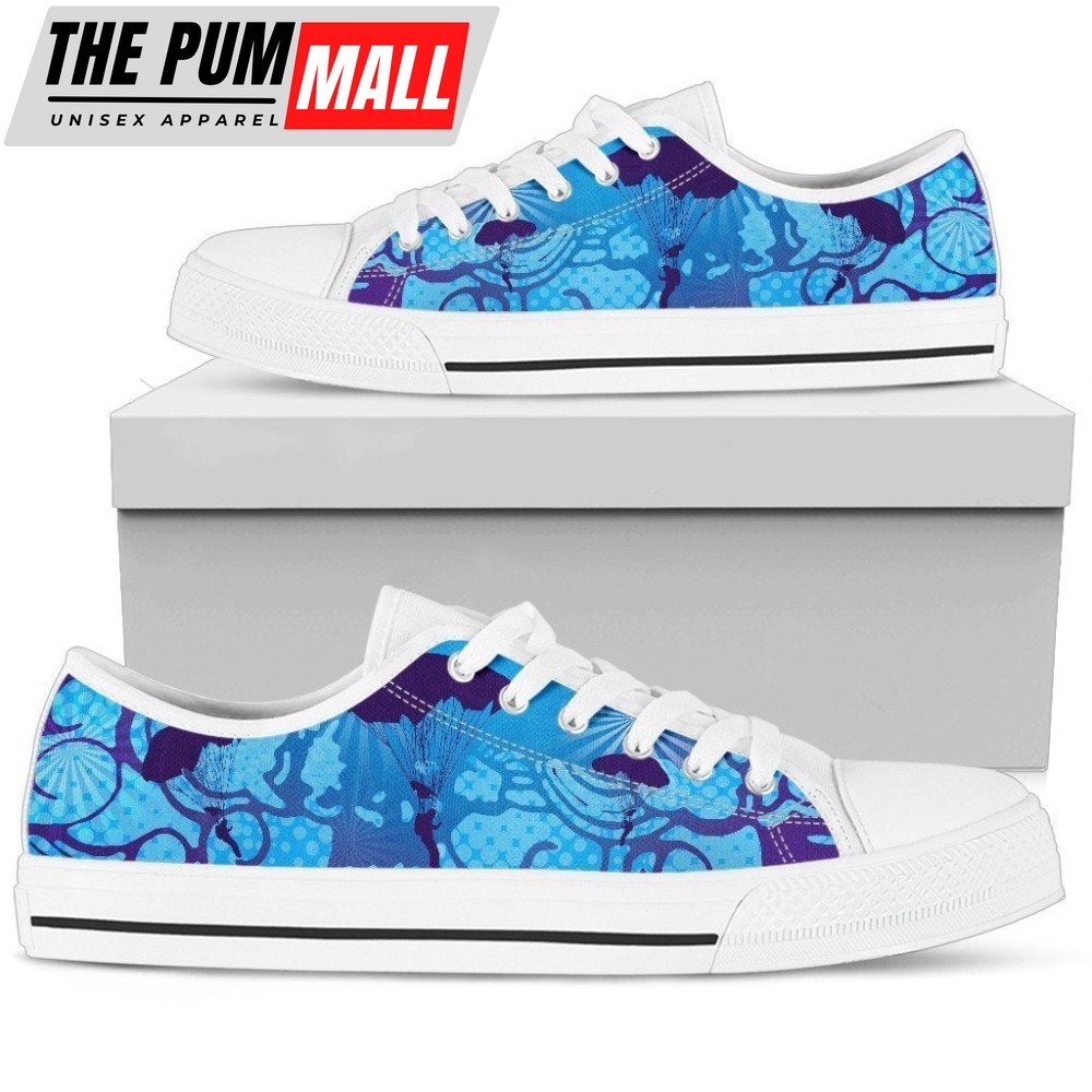 Adventure-Ready Skydiving Women’s Low Top Shoe