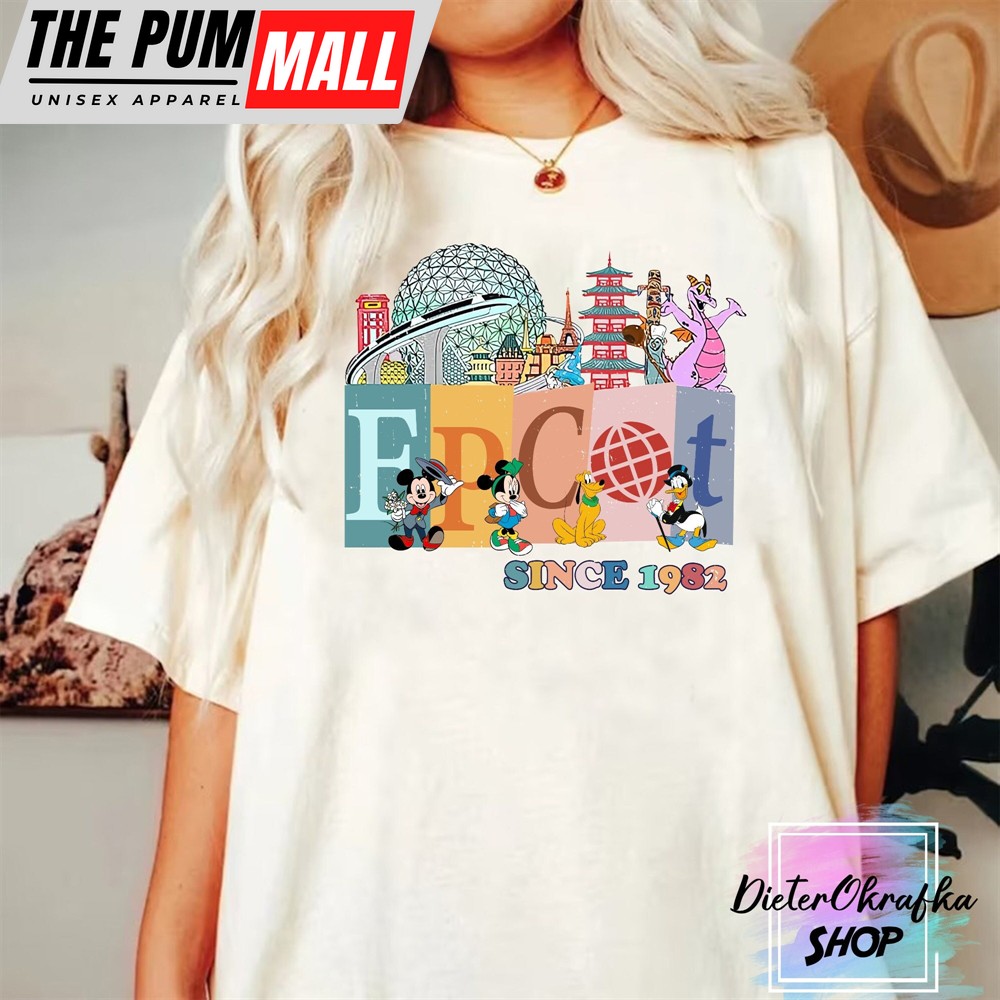 Epcot World Traveler Mickey And Friends Christmas Shirt