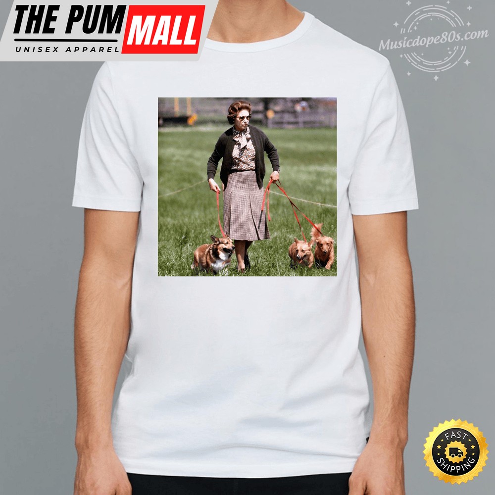 Rest In Peace Queen Elizabeth Majesty The Queen T-Shirt