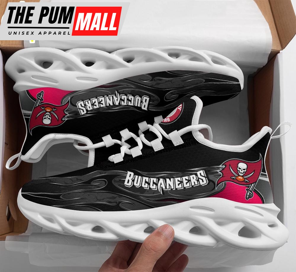 Tampa Bay Buccaneers NFL Team Logo Max Soul Shoes Gift For Fans