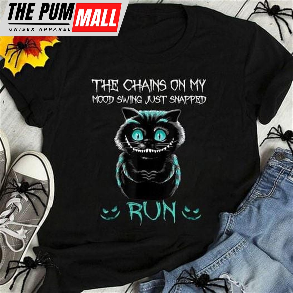The Chains On My Mood Swing Just Shapped Run Black Cat Halloween Classic T-Shirt